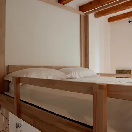 Brera Luxury Apartment Milan